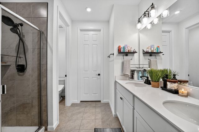 637 Seabiscuit DR, Jarrell, TX 76537