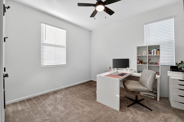 637 Seabiscuit DR, Jarrell, TX 76537