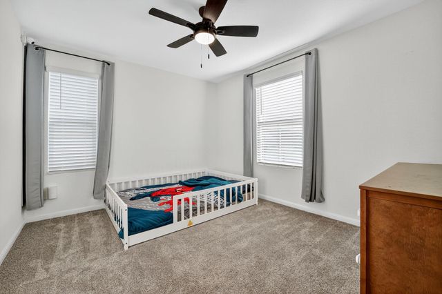 637 Seabiscuit DR, Jarrell, TX 76537