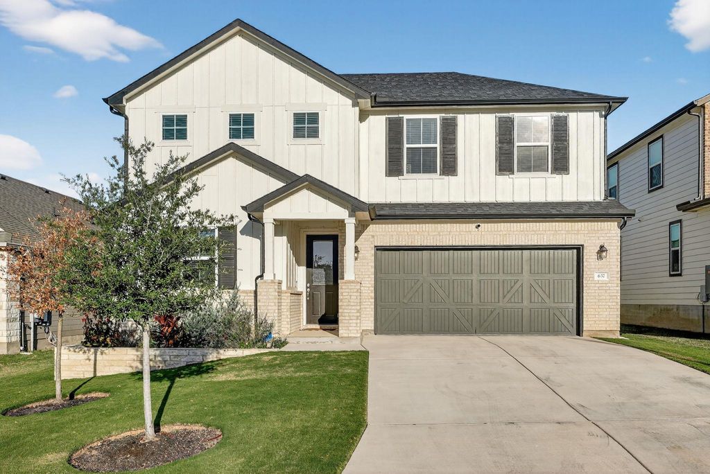 637 Seabiscuit DR, Jarrell, TX 76537