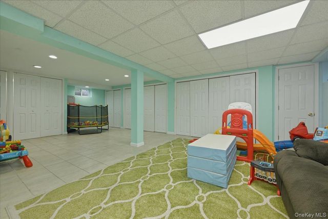 739 Dogwood Avenue, West Hempstead, NY 11552