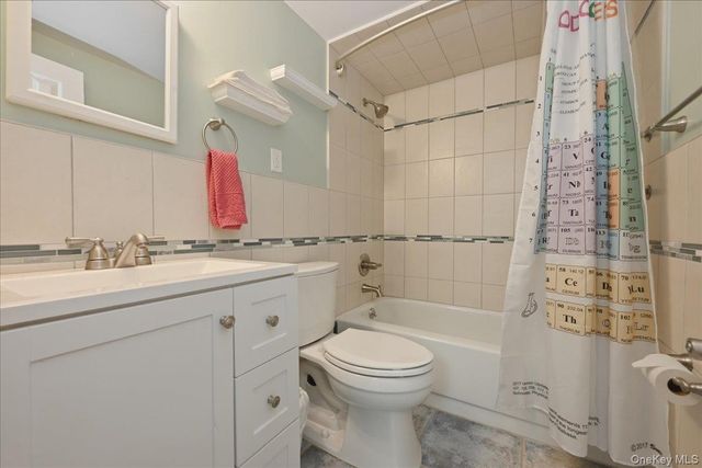 739 Dogwood Avenue, West Hempstead, NY 11552