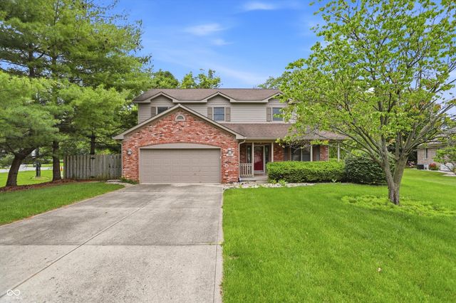 404 Tara Circle, Greenwood, IN 46142