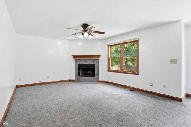 404 Tara Circle, Greenwood, IN 46142