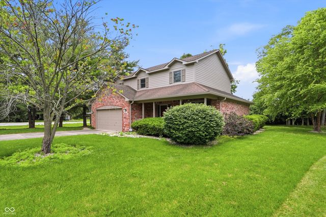 404 Tara Circle, Greenwood, IN 46142