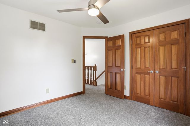 404 Tara Circle, Greenwood, IN 46142