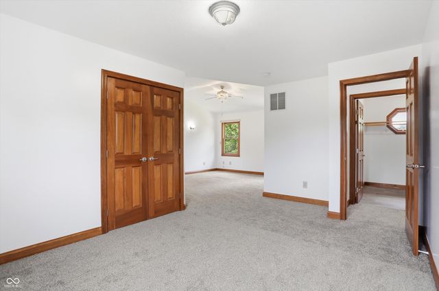404 Tara Circle, Greenwood, IN 46142