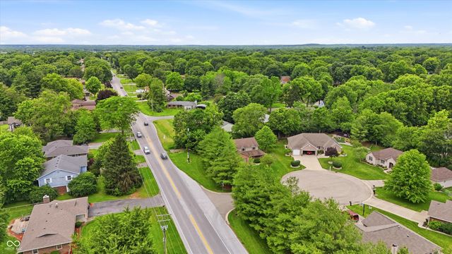 404 Tara Circle, Greenwood, IN 46142