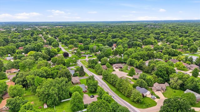 404 Tara Circle, Greenwood, IN 46142