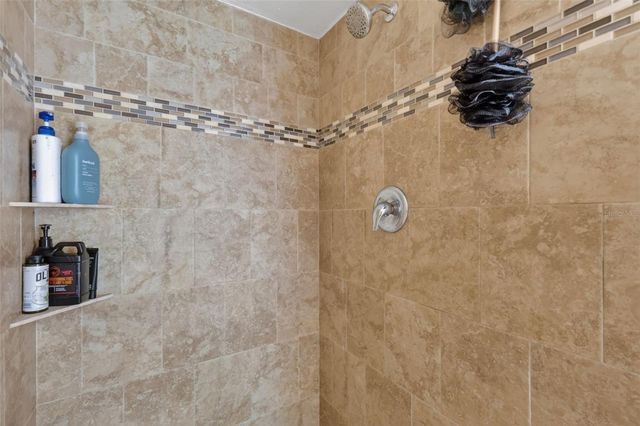 32589 OKALOOSA TRAIL, Sorrento, FL 32776