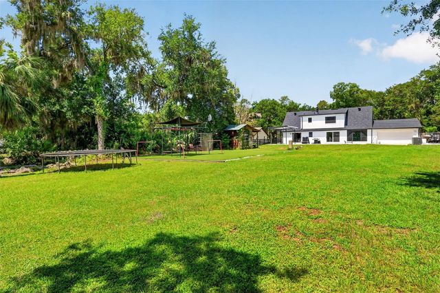 32589 OKALOOSA TRAIL, Sorrento, FL 32776