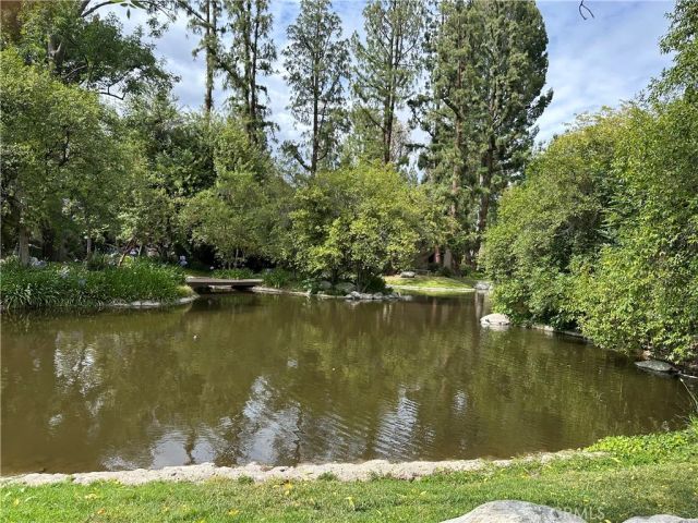 7050 Shoup 221, Canoga Park, CA 91303