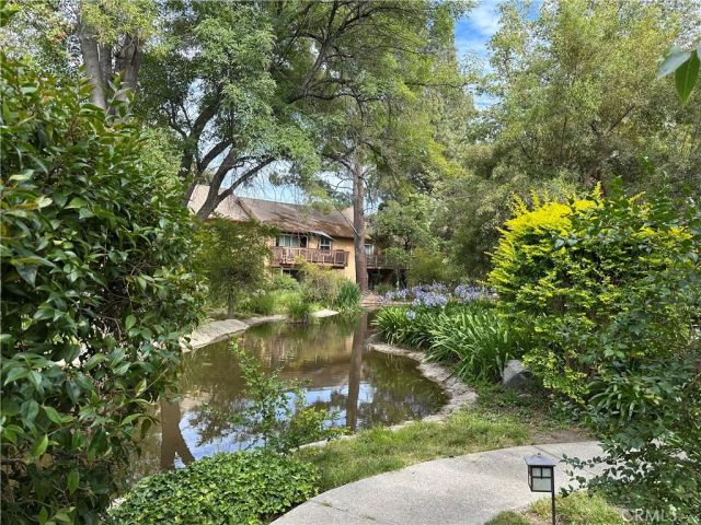 7050 Shoup 221, Canoga Park, CA 91303