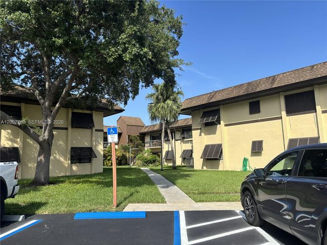 7965 SW 86th Street 105, Miami, FL 33143