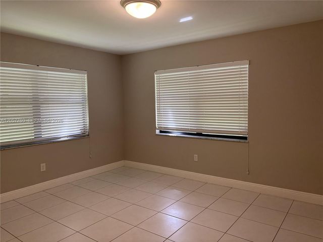 7965 SW 86th Street 105, Miami, FL 33143