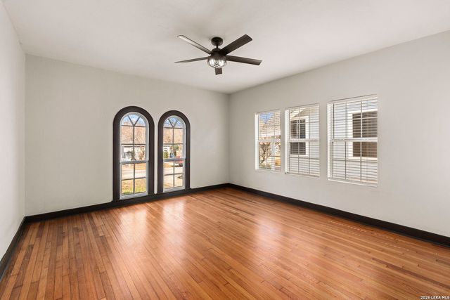 1526 Schley, San Antonio, TX 78210