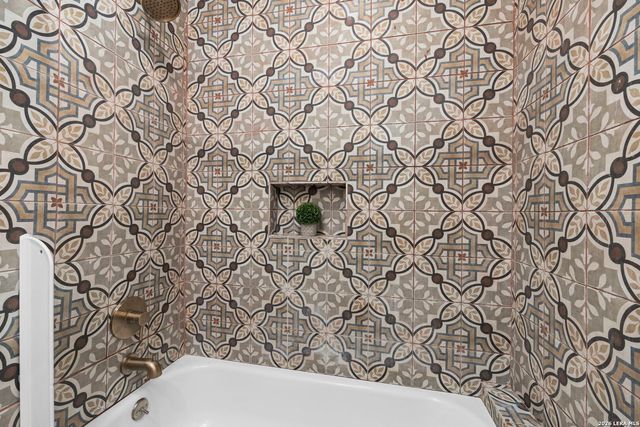 1526 Schley, San Antonio, TX 78210