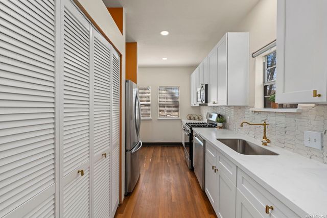 1526 Schley, San Antonio, TX 78210