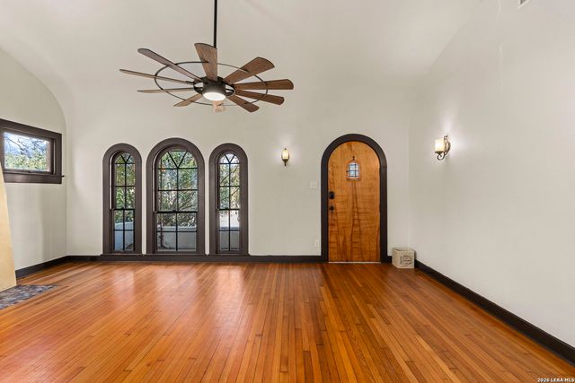 1526 Schley, San Antonio, TX 78210