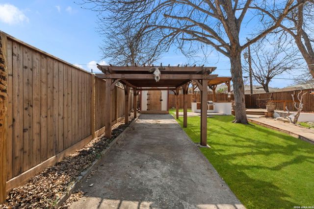 1526 Schley, San Antonio, TX 78210