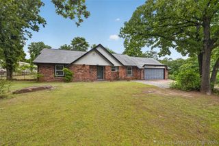 10476 Goldenrod Lane, Sand Springs, OK 74063
