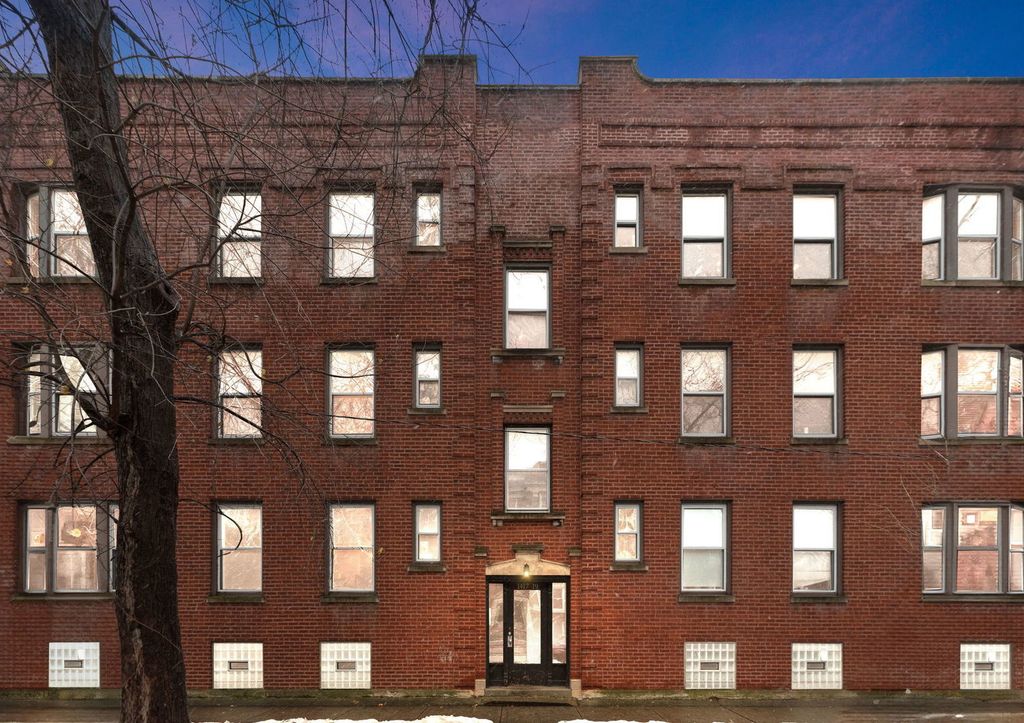 1417 W Arthur Avenue 1R, Chicago, IL 60626