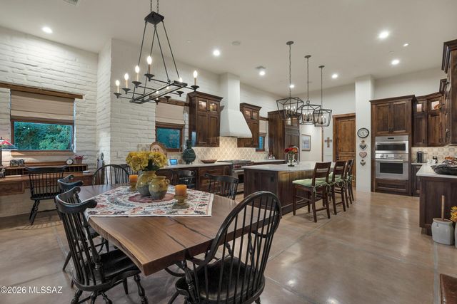 5705 N Lady Lane, Tucson, AZ 85704