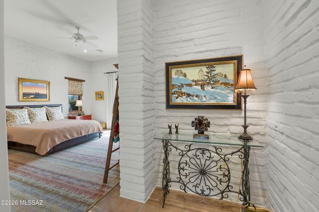 5705 N Lady Lane, Tucson, AZ 85704