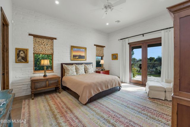 5705 N Lady Lane, Tucson, AZ 85704