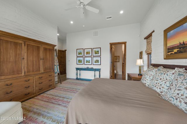 5705 N Lady Lane, Tucson, AZ 85704