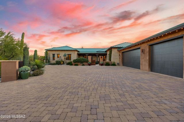 5705 N Lady Lane, Tucson, AZ 85704