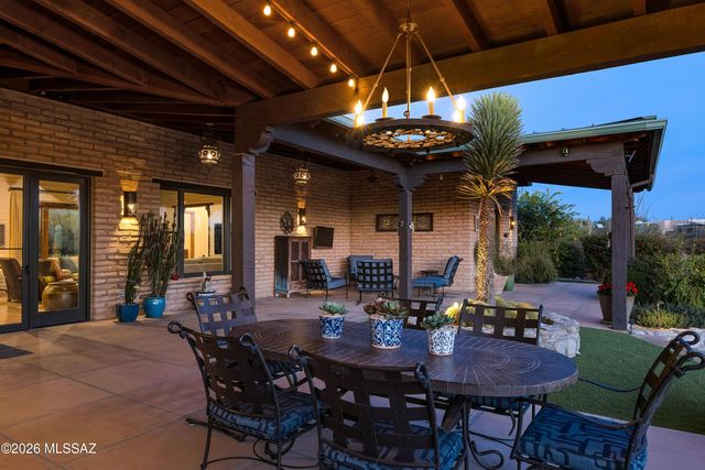 5705 N Lady Lane, Tucson, AZ 85704