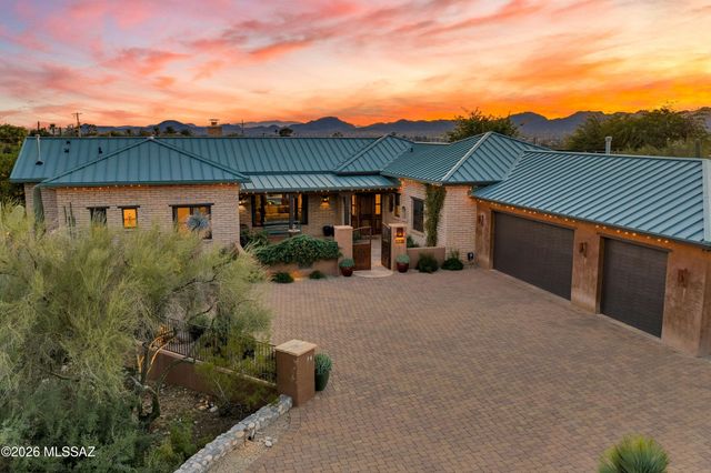 5705 N Lady Lane, Tucson, AZ 85704