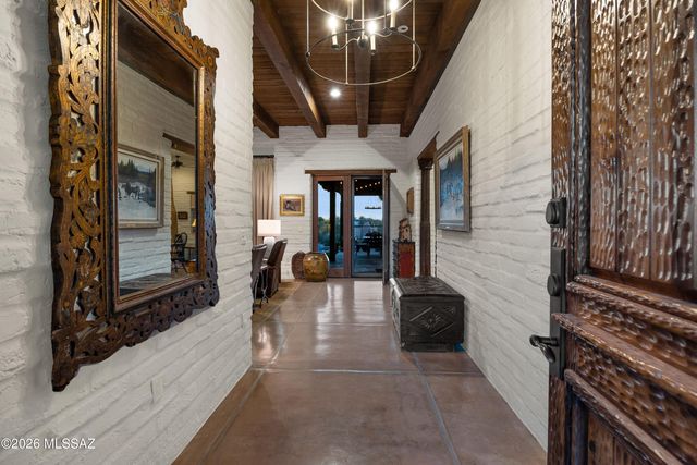 5705 N Lady Lane, Tucson, AZ 85704