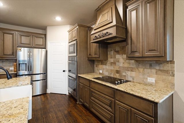 1035 Hickory Lane, Howe, TX 75459