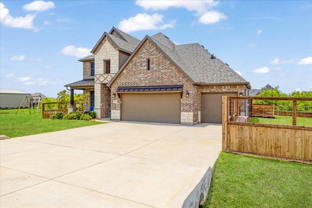 1035 Hickory Lane, Howe, TX 75459