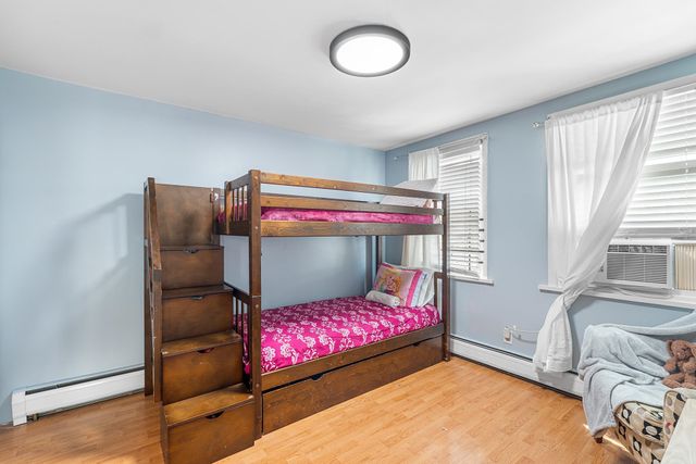 656 DEVON ST, Kearny, NJ 07032