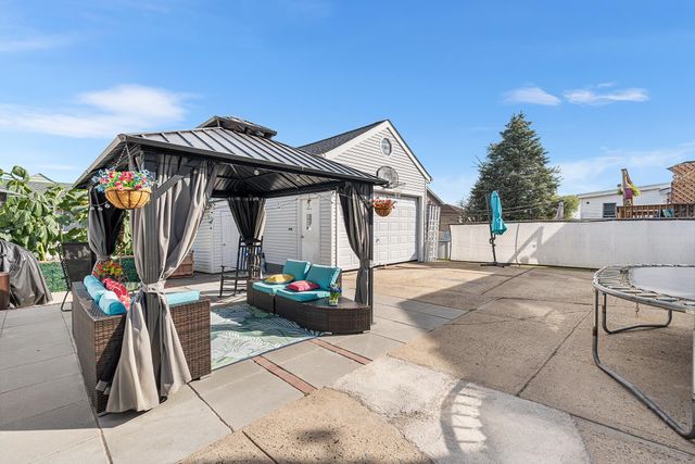 656 DEVON ST, Kearny, NJ 07032