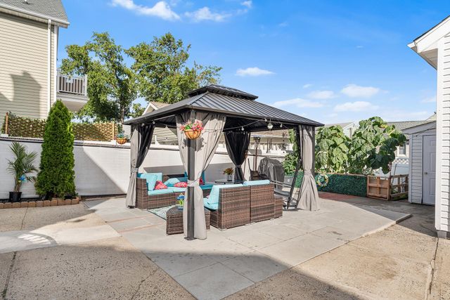 656 DEVON ST, Kearny, NJ 07032