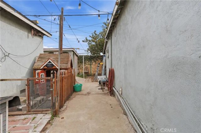 440 W Cherry, Compton, CA 90222