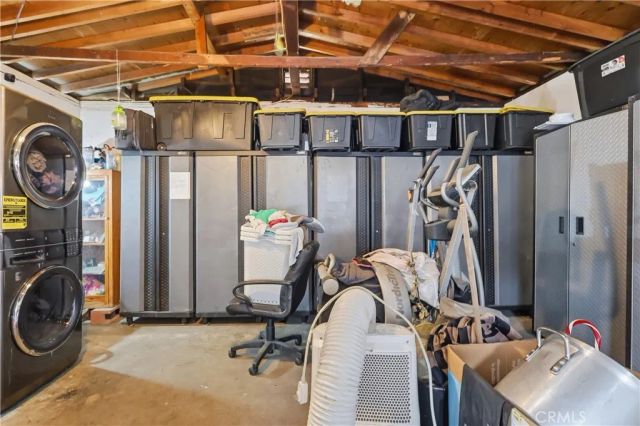 440 W Cherry, Compton, CA 90222