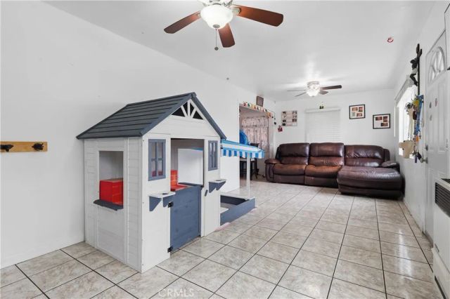 440 W Cherry, Compton, CA 90222
