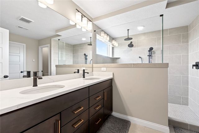 130 Morris Street, Springboro, OH 45066