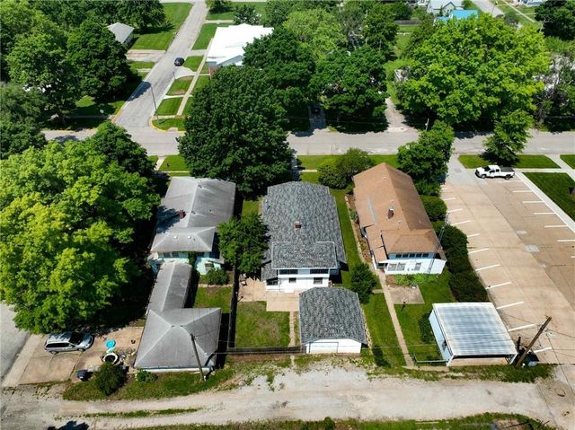 1208 Central Avenue, Horton, KS 66439