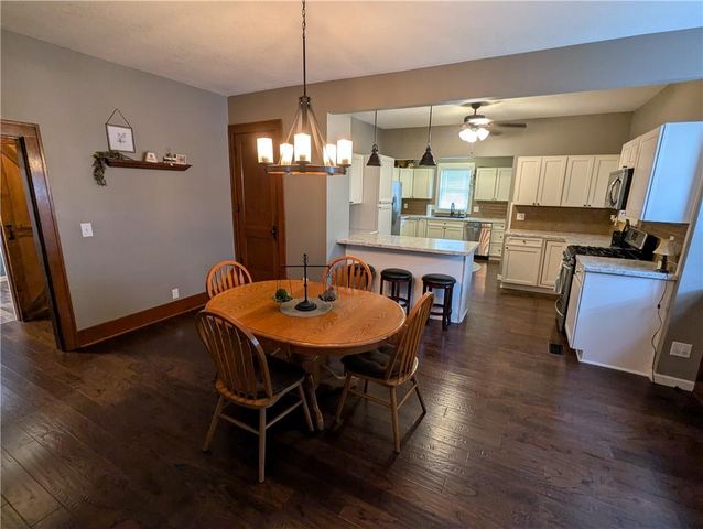 1208 Central Avenue, Horton, KS 66439