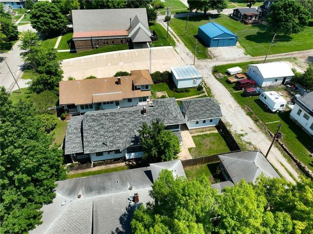 1208 Central Avenue, Horton, KS 66439