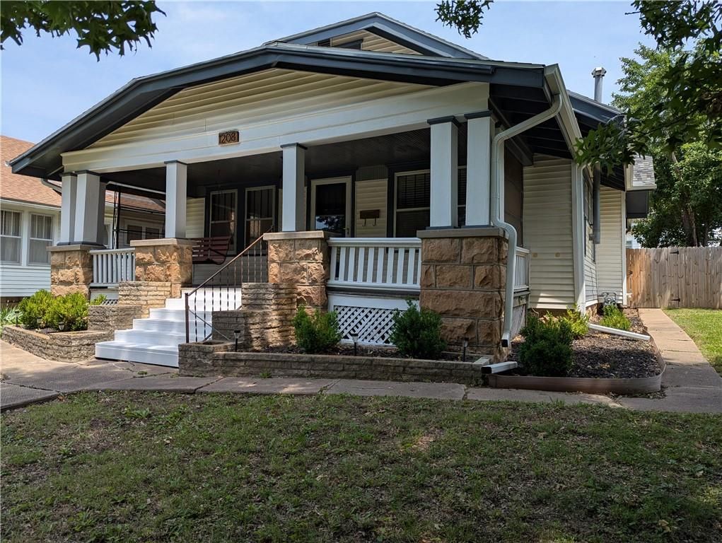 1208 Central Avenue, Horton, KS 66439