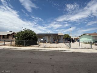 1824 West McDonald Avenue, North Las Vegas, NV 89032