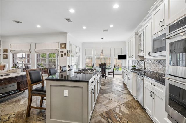 4503 Holly Street, Bellaire, TX 77401