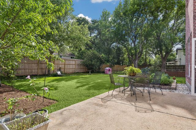 4503 Holly Street, Bellaire, TX 77401
